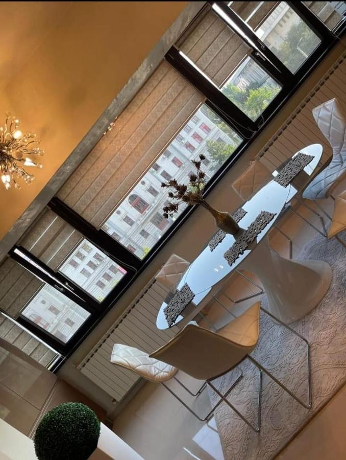 Apartament Lux Ultracentral Craiova Ngoại thất bức ảnh