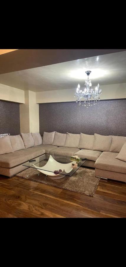 Apartament Lux Ultracentral Craiova Ngoại thất bức ảnh
